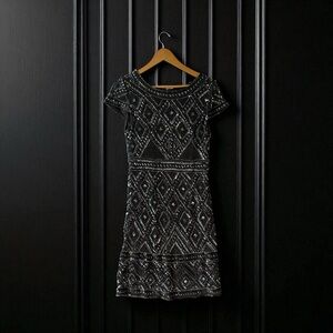 Adrianna Papell Black and Silver‎ Geometric Mini Dress